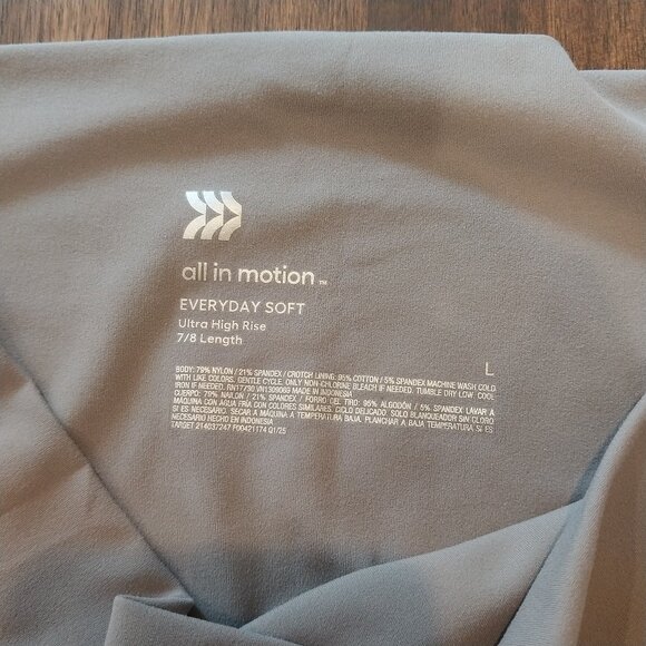 Everyday Soft Ultra High-Rise Leggings Large 7/8 Gray by All In Motion UPF 50+ - Picture 9 of 12